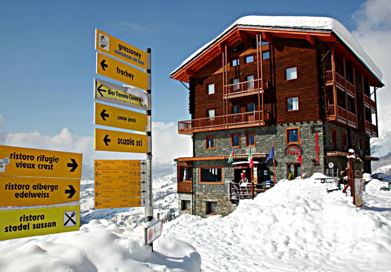 Aparthotel Maison Fosson Champoluc Exterior foto