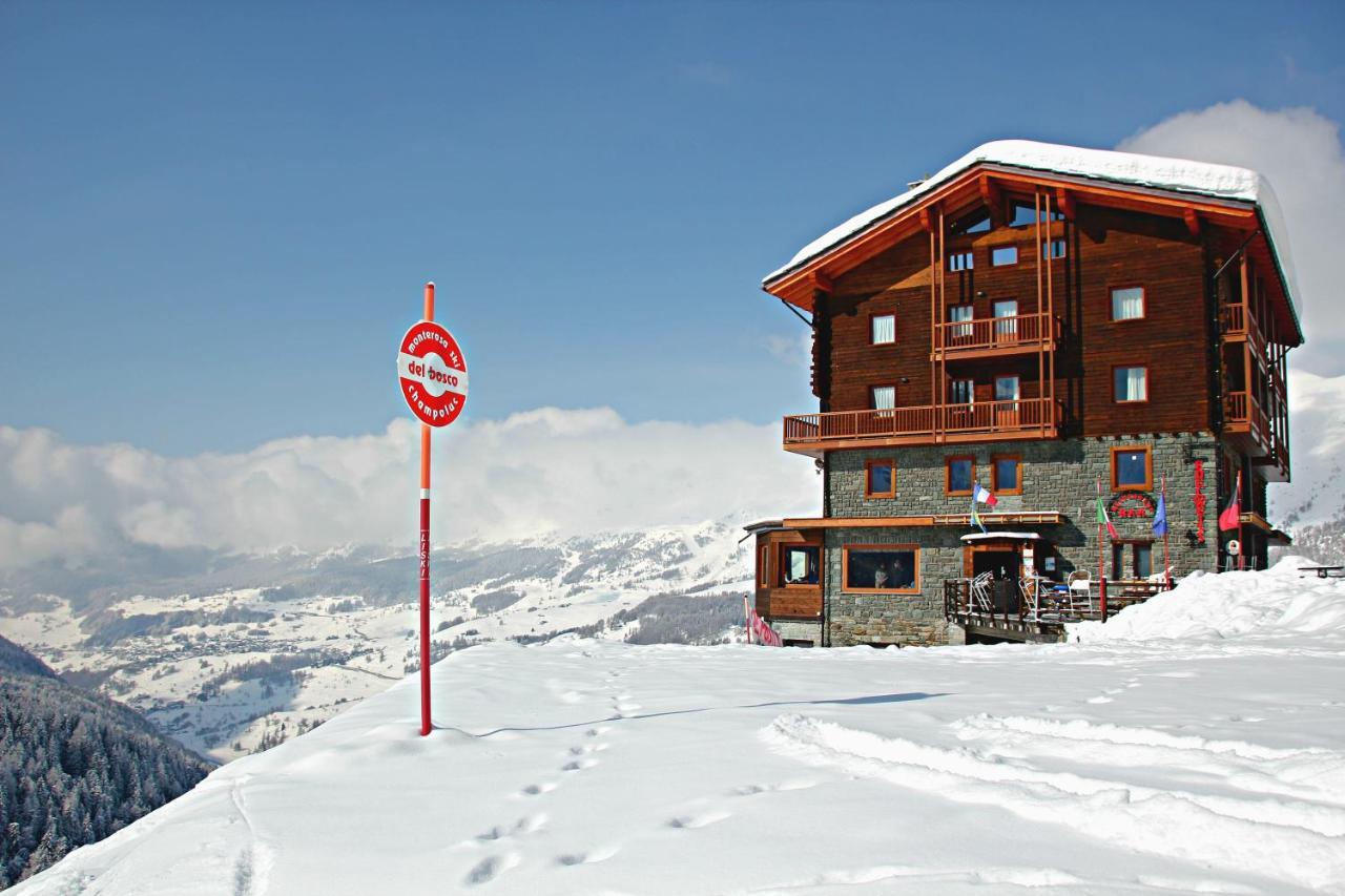 Aparthotel Maison Fosson Champoluc Exterior foto